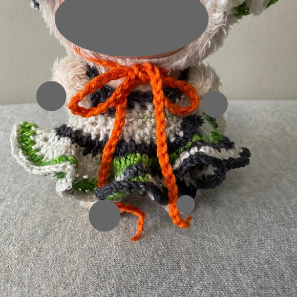 Handmade Crochet Halloween Green Orange Witch Outfit for 17cm Doll 2-Piece Set - Picture 6 of 7